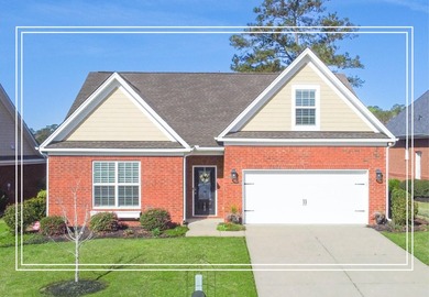 This 3 bedroom, 3 full bathroom residence is absolutely lovely on Mount Vintage Plantation and Golf Club  in South Carolina - for sale on GolfHomes.com, golf home, golf lot