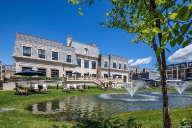 This exceptional home features a grand entrance through large on North Hills Country Club in New York - for sale on GolfHomes.com, golf home, golf lot