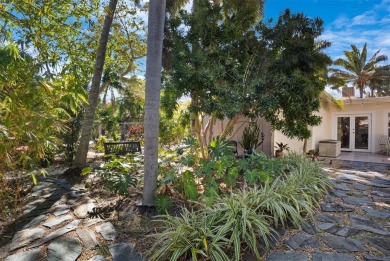 Meticulously kept home. Lovingly cared for by same owner for 28 on Hollywood Beach Golf and Country Club in Florida - for sale on GolfHomes.com, golf home, golf lot