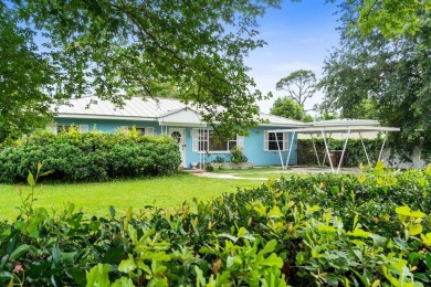 Beautiful spacious Home for sale. Home recently reduced to on Saint Josephs Bay Country Club in Florida - for sale on GolfHomes.com, golf home, golf lot