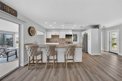 PUNTA GORDA ISLES! PRICED TO SELL 2-BEDROOM, 2-BATH HOME, 2-CAR on Saint Andrews South Golf Club in Florida - for sale on GolfHomes.com, golf home, golf lot