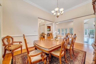 Beautiful one-level home in sought after Somerset Meadows on London Downs Golf Club in Virginia - for sale on GolfHomes.com, golf home, golf lot