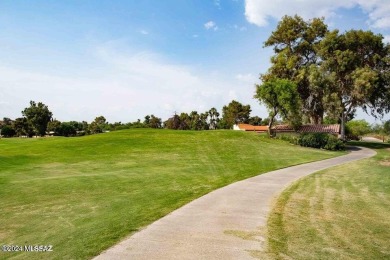 Owned Solar system!! Beautiful End Unit Townhome with upgrades on Omni Tucson National Golf Resort and Spa - Sonoran in Arizona - for sale on GolfHomes.com, golf home, golf lot