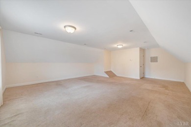 Beautiful one-level home in sought after Somerset Meadows on London Downs Golf Club in Virginia - for sale on GolfHomes.com, golf home, golf lot