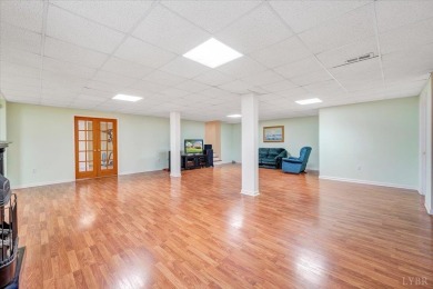 Beautiful one-level home in sought after Somerset Meadows on London Downs Golf Club in Virginia - for sale on GolfHomes.com, golf home, golf lot