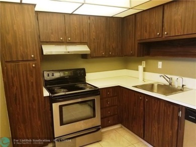 Lovely, Spacious, Immaculate 1 Bedroom + 2 bath condo in Gated on Pembroke Lakes Golf Club in Florida - for sale on GolfHomes.com, golf home, golf lot