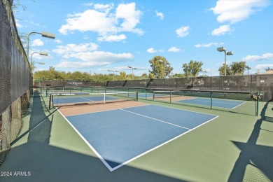 Welcome to this beautifully remodeled townhome in Gainey Ranch on Gainey Ranch Golf Club in Arizona - for sale on GolfHomes.com, golf home, golf lot