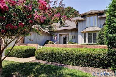 The location truly can't be beat! This beautiful townhouse is on Kingsmill Resort and Golf Club in Virginia - for sale on GolfHomes.com, golf home, golf lot