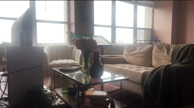 This south-facing bright 550 square foot studio has location on Sydney R. Marovitz Golf Course in Illinois - for sale on GolfHomes.com, golf home, golf lot