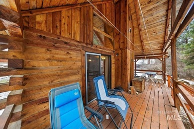 Beautiful 1,244 sq. ft. log home offering 2 bed/1 bath, with on Terrace Lakes Golf Resort in ID - for sale on GolfHomes.com, golf home, golf lot