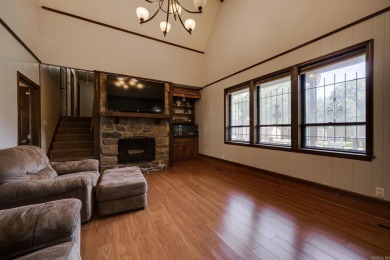 Located in a peaceful cul-de-sac near the golf course, this on Foxwood Golf Club in Arkansas - for sale on GolfHomes.com, golf home, golf lot