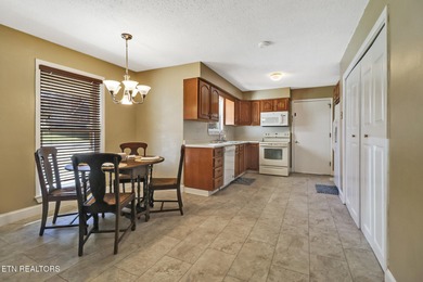 LOOKING TO DOWNSIZE, NEED A STARTER HOME, OR DESIRE A VACATION on Druid Hills Golf Club in Tennessee - for sale on GolfHomes.com, golf home, golf lot