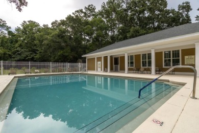 Welcome to the heart of Haile Plantation Village!
Step into this on Haile Plantation Golf and Country Club in Florida - for sale on GolfHomes.com, golf home, golf lot