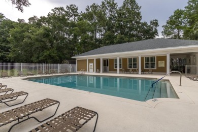 Welcome to the heart of Haile Plantation Village!
Step into this on Haile Plantation Golf and Country Club in Florida - for sale on GolfHomes.com, golf home, golf lot
