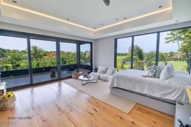 Luxury & Golf all in one place

Island Estate is the most on  in  - for sale on GolfHomes.com, golf home, golf lot