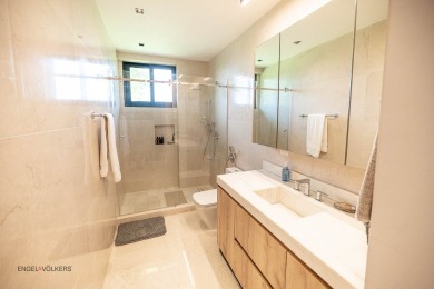 Luxury & Golf all in one place

Island Estate is the most on  in  - for sale on GolfHomes.com, golf home, golf lot