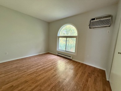 Welcome to this well-maintained 2-bedroom, 1.5-bathroom on Western Hills Golf Course in Connecticut - for sale on GolfHomes.com, golf home, golf lot