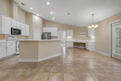 This beautifully landscaped 4-bedroom, 3-bath is an all-brick on The Golf Club At Summerbrooke in Florida - for sale on GolfHomes.com, golf home, golf lot