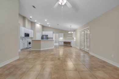 This beautifully landscaped 4-bedroom, 3-bath is an all-brick on The Golf Club At Summerbrooke in Florida - for sale on GolfHomes.com, golf home, golf lot