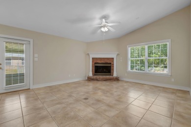 This beautifully landscaped 4-bedroom, 3-bath is an all-brick on The Golf Club At Summerbrooke in Florida - for sale on GolfHomes.com, golf home, golf lot