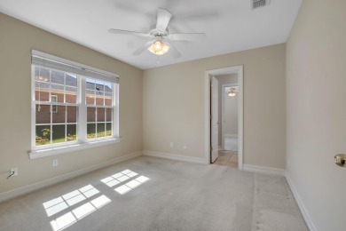 This beautifully landscaped 4-bedroom, 3-bath is an all-brick on The Golf Club At Summerbrooke in Florida - for sale on GolfHomes.com, golf home, golf lot