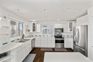 Eagle Location situated on the ridge overlooking Downtown Eagle on Eagle Hills Golf Course in Idaho - for sale on GolfHomes.com, golf home, golf lot