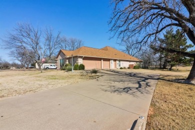 BETTER THAN NEW...This beautiful custom built fully updated home on Pecan Plantation Country Club in Texas - for sale on GolfHomes.com, golf home, golf lot