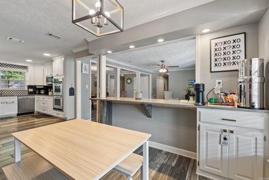 Seller is open to selling the home with OR without the solar on The Course at River Oaks in Arkansas - for sale on GolfHomes.com, golf home, golf lot