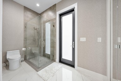 TURNKEY sophisticated luxury offering a true move-in-ready on Bocaire Country Club in Florida - for sale on GolfHomes.com, golf home, golf lot