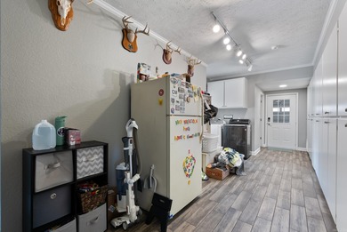Seller is open to selling the home with OR without the solar on The Course at River Oaks in Arkansas - for sale on GolfHomes.com, golf home, golf lot