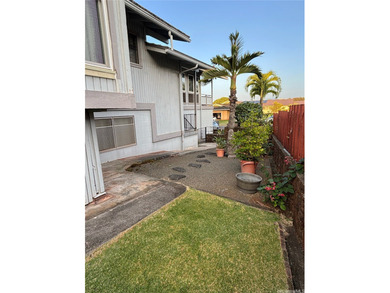 E Komo Mai to NEWTOWN ESTATES. Centrally located and minutes on Pearl Country Club in Hawaii - for sale on GolfHomes.com, golf home, golf lot