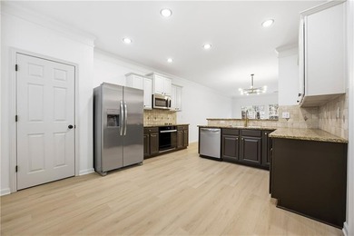 Welcome to this beautifully renovated townhome in the private on Steel Canyon Golf Club in Georgia - for sale on GolfHomes.com, golf home, golf lot
