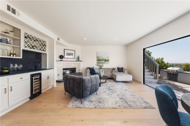 Exceptional Luxury Estate with Panoramic Views

Elegance and on Rolling Hills Country Club in California - for sale on GolfHomes.com, golf home, golf lot