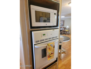 This is a beautiful 2 bedroom 2 bath furnished home with Arizona on 3 Parks Fairways in Arizona - for sale on GolfHomes.com, golf home, golf lot