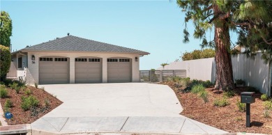 Exceptional Luxury Estate with Panoramic Views

Elegance and on Rolling Hills Country Club in California - for sale on GolfHomes.com, golf home, golf lot