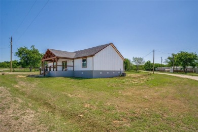 Discover the charm of 104 Buffalo Ct, a welcoming home nestled on The Club At Runaway Bay in Texas - for sale on GolfHomes.com, golf home, golf lot