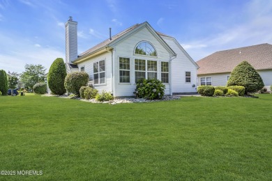 Welcome to the beautiful Raphael model in the premier gated on Renaissance Country Club in New Jersey - for sale on GolfHomes.com, golf home, golf lot