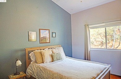 Prime location just 800 ft to Lake Lodge Marina!  *Sausalito on Pine Mountain Lake Country Club in California - for sale on GolfHomes.com, golf home, golf lot