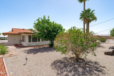 Move-in ready and beautifully remodeled, this 3-bedroom, 2-bath on Sun City South Golf Course in Arizona - for sale on GolfHomes.com, golf home, golf lot