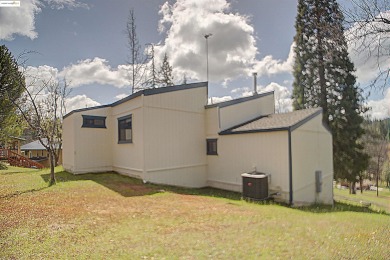 Just 800 ft to Lake Lodge Marina!  Multi-lev quality mtn lake on Pine Mountain Lake Country Club in California - for sale on GolfHomes.com, golf home, golf lot