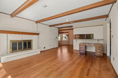 Welcome to this spacious 3-bedroom, 3-bathroom home located in on Country Club of Blue Springs in Missouri - for sale on GolfHomes.com, golf home, golf lot