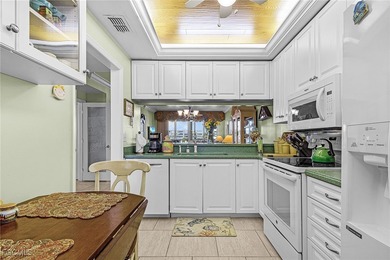 FINALLY! A 2ND FLOOR END/CORNER UNIT w/2BEDROOMS and A DEN in on Golfview Golf and Racquet Club in Florida - for sale on GolfHomes.com, golf home, golf lot