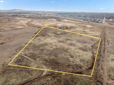 Looking to build your dream home with a bit of privacy? Look no on Desert Canyon Golf Course in Idaho - for sale on GolfHomes.com, golf home, golf lot