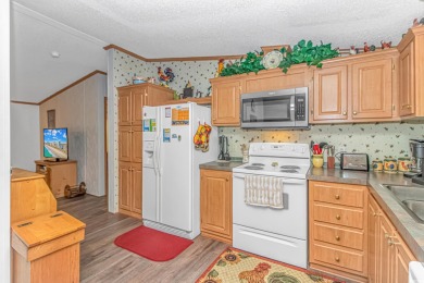 Do you want to live on VACATION full time or have a fabulous on Prestwick Country Club in South Carolina - for sale on GolfHomes.com, golf home, golf lot