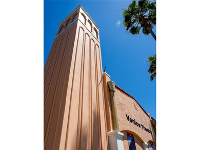 Under contract-accepting backup offers. Welcome to resort-style on Venetian Golf and River Club in Florida - for sale on GolfHomes.com, golf home, golf lot