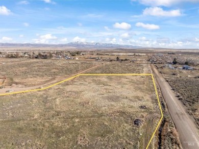 What is better than building your very own dream home at the end on Desert Canyon Golf Course in Idaho - for sale on GolfHomes.com, golf home, golf lot