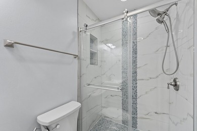 Welcome to this stunningly renovated 2 bed, 2 bath condo in the on Kings Point Golf -Flanders Way in Florida - for sale on GolfHomes.com, golf home, golf lot