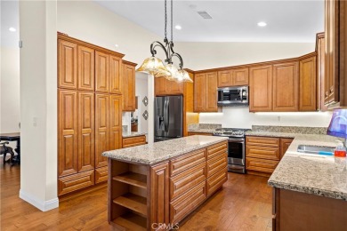 Beautifully upgraded, this Invitational model is located in the on Hemet Golf Club in California - for sale on GolfHomes.com, golf home, golf lot