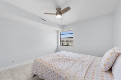 Welcome to this stunningly renovated 2 bed, 2 bath condo in the on Kings Point Golf -Flanders Way in Florida - for sale on GolfHomes.com, golf home, golf lot