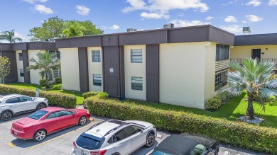 Welcome to this stunningly renovated 2 bed, 2 bath condo in the on Kings Point Golf -Flanders Way in Florida - for sale on GolfHomes.com, golf home, golf lot